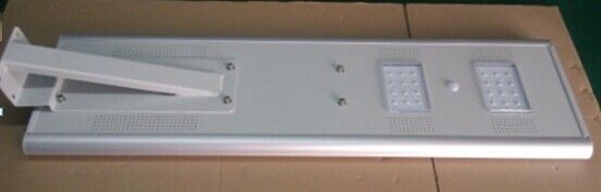 Yüksek Lumen 50W Saf Beyaz IP66 Dış All-In-One Güneş LED Sokak Lambaları