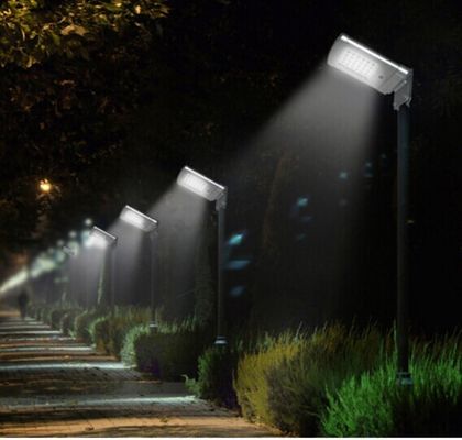6W IP66 su geçirmez dış güneş enerjili LED sokak ışıkları Park aydınlatması