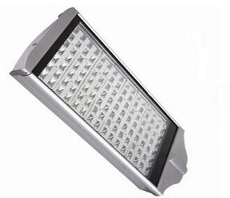 142 W 13500lm sıcak beyaz LED sokak aydınlatma armatürleri IP65 için spor alanı